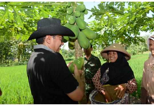 Bupati Cilacap, credit cilacapku.xyz